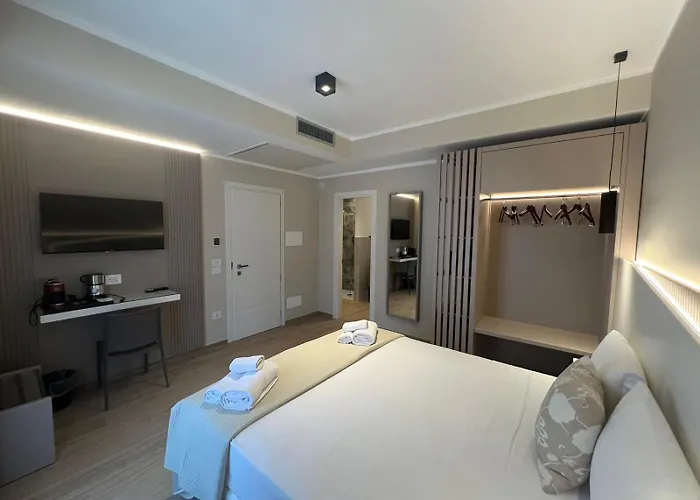 Panzió Residenza Gurnea - Free Private Parking Tropea