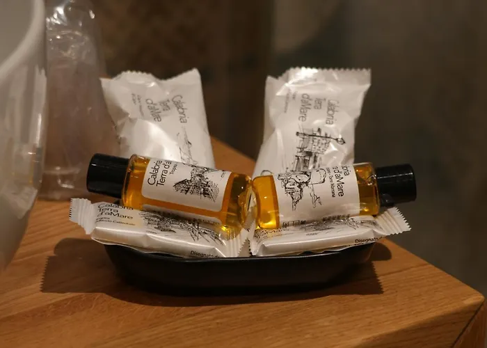 Residenza Gurnea - Free Private Parking Panzió Tropea