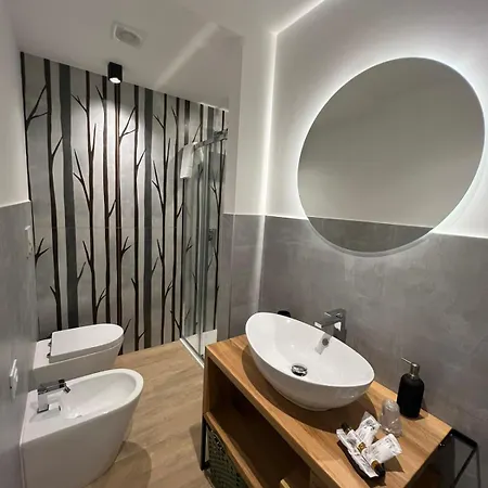 Residenza Gurnea - Free Private Parking Alojamento de Acomodação e Pequeno-almoço Tropea