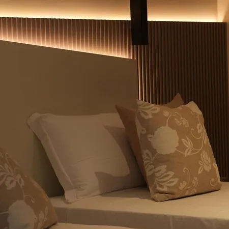 Residenza Gurnea - Free Private Parking Frühstückspension Tropea