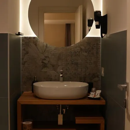 Alojamento de Acomodação e Pequeno-almoço Residenza Gurnea - Free Private Parking