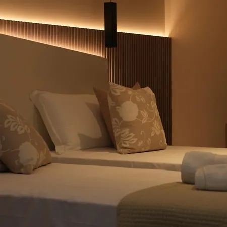 Frühstückspension Residenza Gurnea - Free Private Parking Tropea